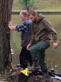 Reparatie beschoeiing; Walter Simons en Douwe Henstra